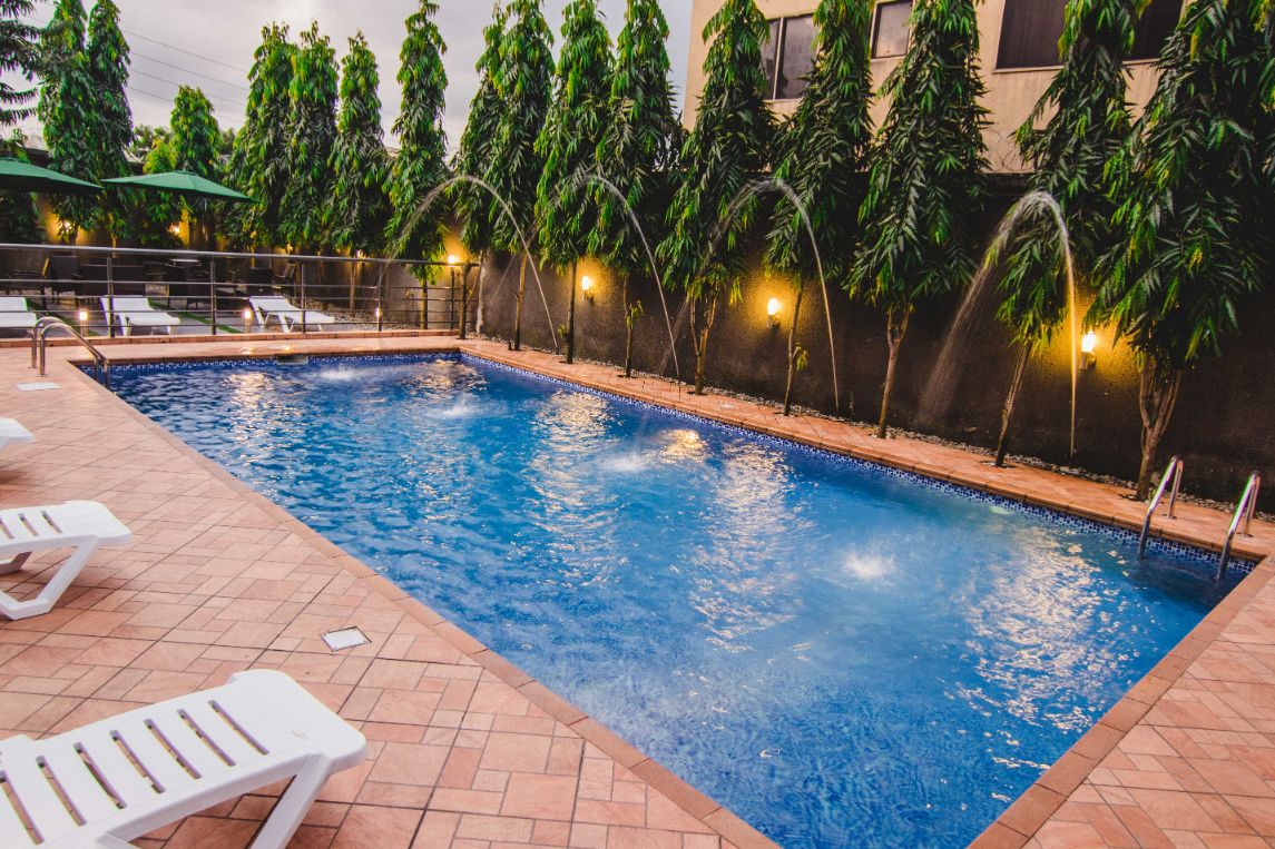 BONHOTEL GARDENCITY POOL40