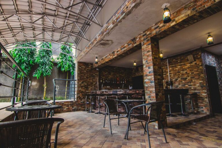 BONHOTEL-GARDENCITY-POOLBAR4